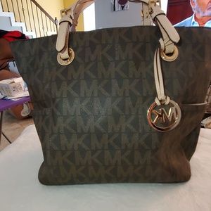 MICHAEL KORS Leather purse